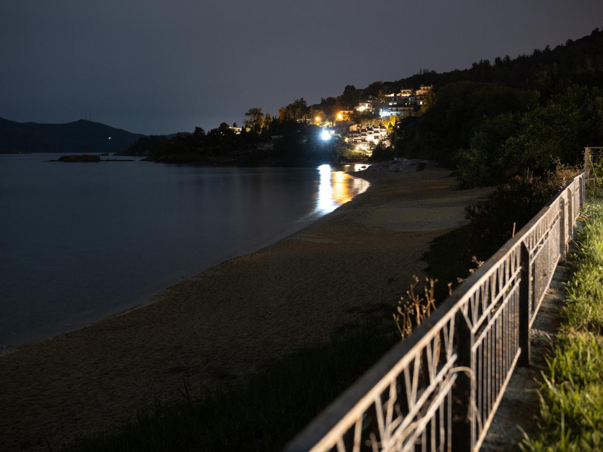 The House On The Beach PalaiónTsiflíkion Exterior foto
